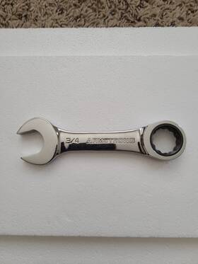 27-116 Armstrong Stubby Ratcheting Wrench 3/4