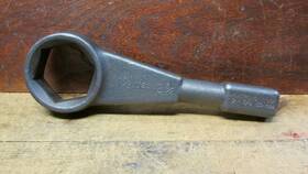 33-588 Armstrong Nos 2 3/4 Inch 6 Point Straight Slugging Wrench Usa Tool 7 Lbs 4 Oz