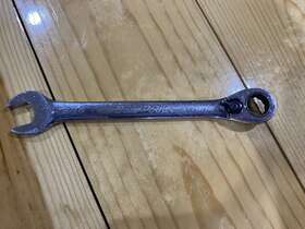 Boer18 Blue Point 12-point 9/16 Inch Reversible Ratcheting Combination Wrench