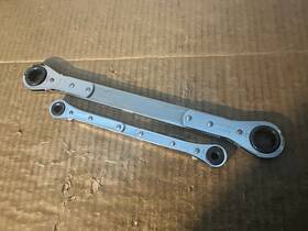Blue Point Rbl810 X-long Ratchet Revers 12 Pt Box Wrenches 1/4 Inch X5/16 And 5/8 X11/16 Usa
