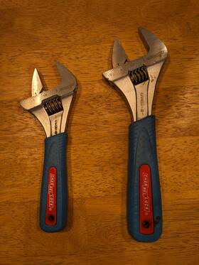 8wcb-8 Channellock Code Blue Adjustable Wrench Set 6 Inch And 8