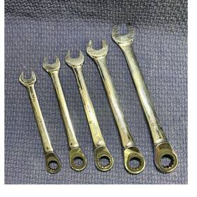 Craftsman 178924224 5pc Sae/metric Reversible Ratcheting Combo Wrench Set