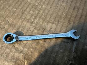 42412-gk-b Craftsman 5/16 Inch 12 Point Sae Reversible Ratcheting Wrench Usa