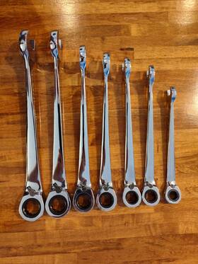 43737 Craftsman Cross Force Metric Ratcheting Combination Wrenches 10-18mm 7pieces