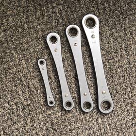 Craftsman S-43683 Ratcheting Box Wrench Set Double Ended Sae 4 Piece 1/4-11/16in Steel