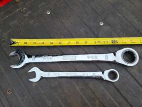 Dwmt75232 Dewalt Dwmt72297 1-1/8 Inch And 3/4 Ratcheting Wrenches Sae Gear Wrench
