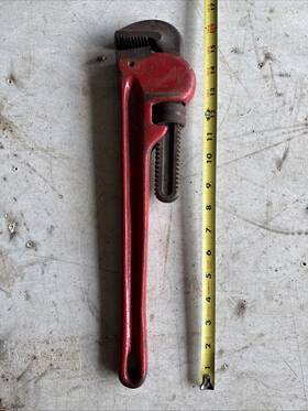 134-18 Facom Wrench - Forged 18 Inch Red