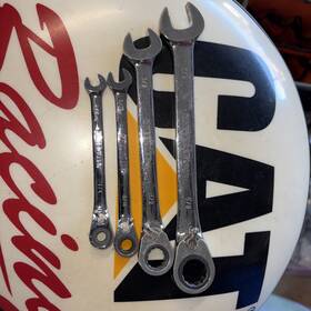 0354-11 Greenlee Reversilbe Ratcheting Combination Wrenches Sae 1/4 Inch 5/16 1/2 5/8