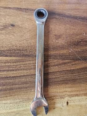 Husky 445028466477 1-1/8 Inch Ratcheting Combination Wrench