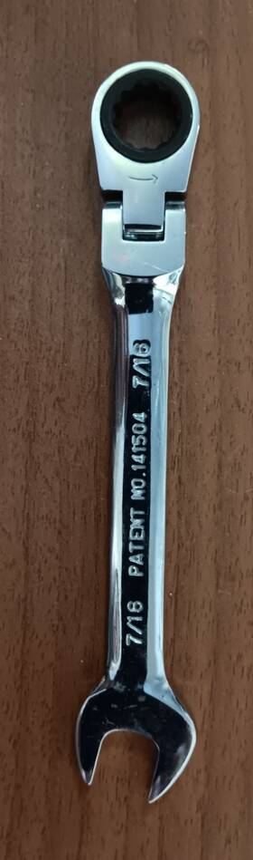 Husky 65488 7/16 Inch Flex Head Ratcheting Combination Wrench No. 12 Point