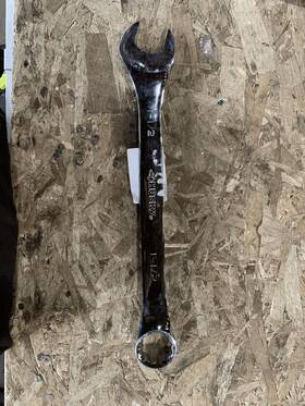 Hcw1i12 Husky 1-1/2 Inch 12-point Sae Full Polish Combination Wrench