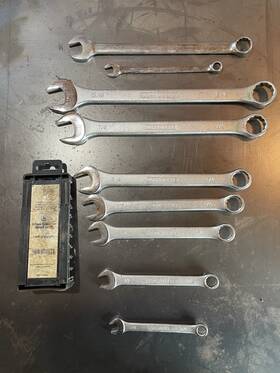John Deere Ty19917 9-piece Sae Combination Wrench Set Read Description