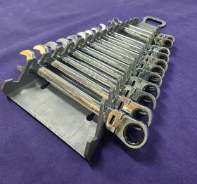 Matco Tools 7grf8-19m2 Flex Head Ratcheting Combination Wrenches 12 Piece- Missing 3