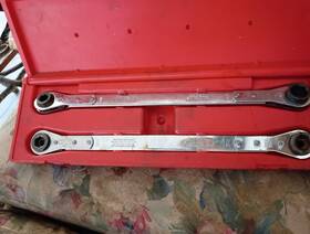 Matco Tools Sbk85 2 Pc Ratcheting Serpentine Belt Wrench Kit Usa Metric