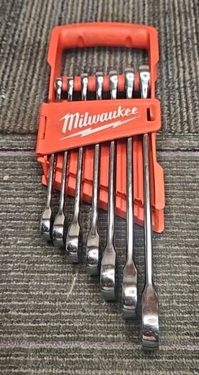 Milwaukee Tools 45-96-22 7pc Sae Ratcheting Combination Wrench Set