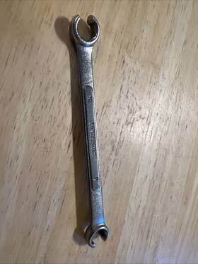 644036 Powerbuilt 9 X 10 Mm Metric Flare Nut Wrench -
