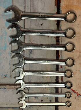 Snap-on 111-241 Sae Stubby Combination Wrench Set 3/8 Inch To 13/16 12 Point 8pcs