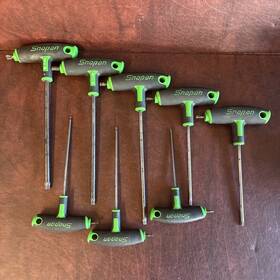 Awsgt800a Snap-on T10-t45 8pc Torx T-shaped Combination Wrench Set - Green Awsgt800a Snap-on T10-t45 8pc Torx T-shaped Combination Wrench Set - Green