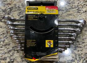 89-996 Stanley Ratchet Action 8 Piece Wrench Set No. In Carry Case 5/16 Inch - 3/4