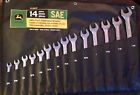 Ty19918 John Deere 14 Piece