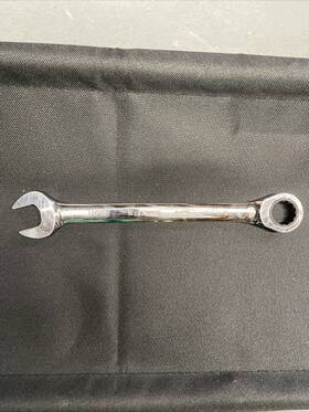 1lch4 Westward 11/16 Inch Ratcheting Combination Wrench