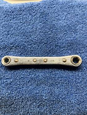Rb-810 Williams Vintage 1/4 Inch X 5/16 Ratcheting Wrench 6 Point