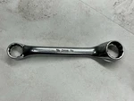 Snap-on Box End Wrench 11/16" 13/16" 12 Point XS2226 Sold As Pictured Mechanic. Fixed Price $9.99.