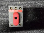 Abb OT32E3 Disconnect Switch 3P, 40A, 600VAC. Fixed Price $20.00.