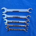 Matco 5PC 3/8 - 5/8 Sae Line Flare Nut Combo Wrench Set. Fixed Price $110.00.