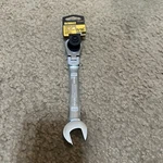 Dewalt DWMT75202OSP 11/16 Sae Flex Ratchet Style Mechanic Combination Wrench. Fixed Price $16.49.