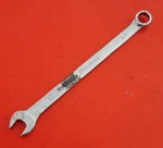 Snap-on Tools Usa 5/16" 12PT Point Combination Wrench OEX090B Engraved 204. Fixed Price $26.83.