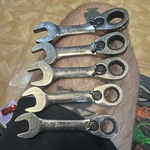Blue Point Stubby Ratcheting Wrench Piece Lot 3/4 11/16 5/8 9/16 1/2. Fixed Price $100.00.