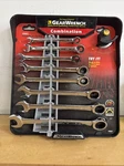 Gearwrench 44001 Sae 72-TOOTH Combination Ratcheting Tool Set (8-PIECE). Fixed Price $55.99.