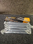 Gearwrench 85987 5-PIECE Gearbox 12POINT Xl Double Ratcheting Silver. Fixed Price $292.99.