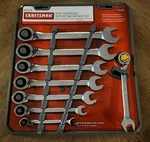 Craftsman Mm 8-PIECE Reversible Ratcheting Combo Wrench Set Metric #9-42405. Fixed Price $129.99.