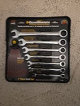 Gearwrench Ratcheting Combination Piece Set Sae Tool 71000. Fixed Price $35.50.