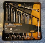 Gearwrench 8 Pc. 12 Pt. Reversible Ratcheting Combination Set Metric 9543. Fixed Price $60.00.