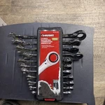 Husky Ratcheting Combination Wrench Set Metric 12-POINT Hand Tool (11-PIECE). Fixed Price $49.99.