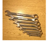 Craftsman Sae 9PC Combination Wrench Offset Box End Non-ratch Black. Fixed Price $55.00.