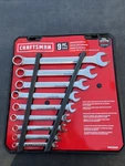 Craftmanm 9PC Sae Combination Wrench Set CMMT82327. Fixed Price $39.99.