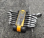 Gearwrench 9900D 7PC Metric Ratcheting Flex-head 72T Combo. Fixed Price $69.99.
