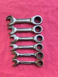 New Gearwrench 6-PC Stubby Sae 72-TOOTH Ratcheting Set 5/16" 5/8". Fixed Price $27.00.