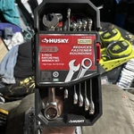 Husky HBRW8XLM 8PC Ratcheting Metric Wrench Set New. Fixed Price $28.00.