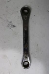 Snap-on R1618S 1/2" 9/16" Double End 12 Point Ratcheting Box Wrench Usa 7A. Fixed Price $17.99.