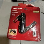 New Package Husky Compact Ratcheting Driver 836 362. Fixed Price $12.00.
