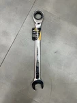 Gearwrench 90T 1-1/4 Ratcheting 86956 (brand New). Fixed Price $40.00.