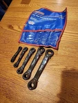 Westward 5 Piece Reversible Ratcheting Offset Box Wrench With Pouch. Fixed Price $25.74.