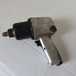 Central Pneumatic 69576 1/2" Drive Heavy Duty Twin Hammer Impact Air Gun Wrench. Fixed Price $19.01.